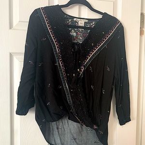 Wrap shirt with flower pattern